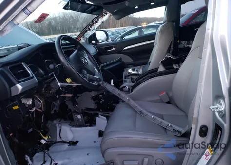 2019 Toyota Highlander Xle from USA, damaged, VIN 5TDJZRFH4KS574449